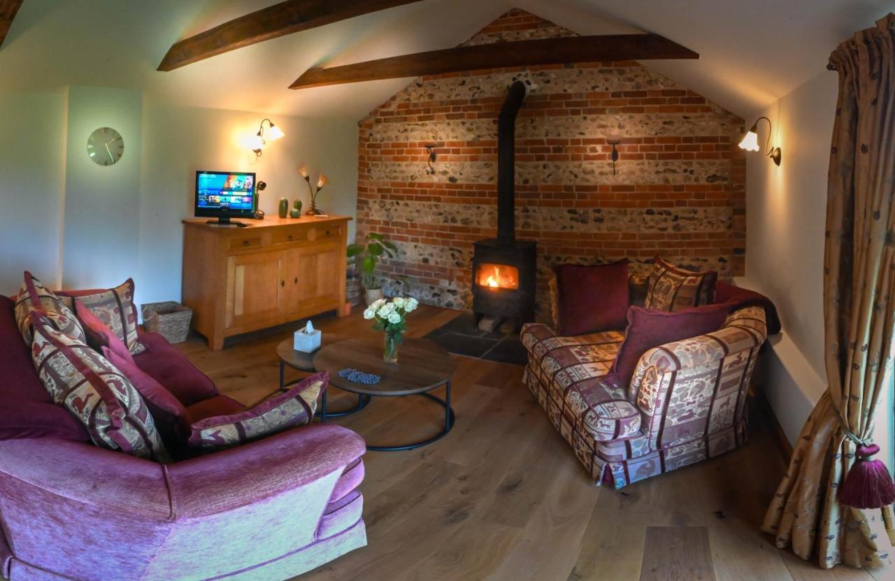 The Tool Shed Villa Wimborne Minster Exterior photo